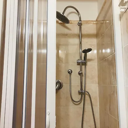 דירה Isabel House בארי
