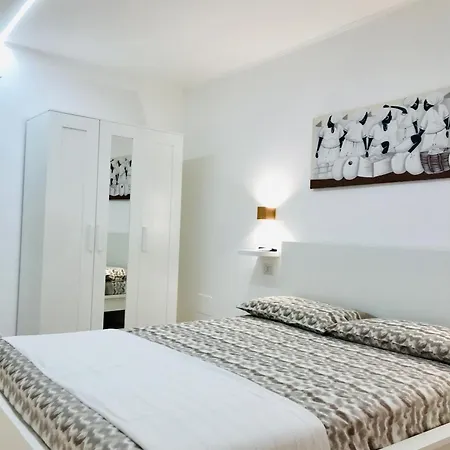 Apartman Isabel House *